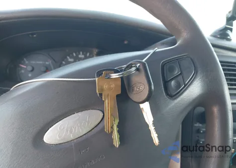 2000 Ford Taurus Lx из США, поврежденный, VIN 1FAFP5222YG249345